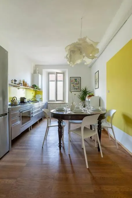 Arco Della Pace Charm Apartment Milan